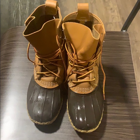 Size 8 L.L.Bean Boots - Picture 2 of 3